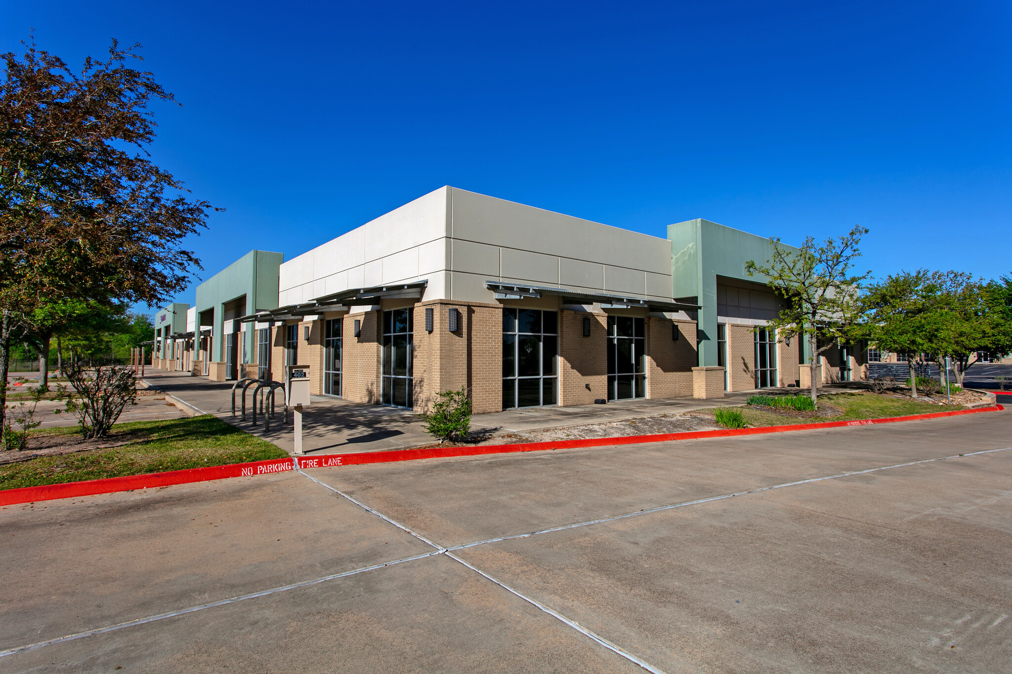 402 Harvey Mitchell Pky, College Station, TX 77845 - Office for Sale ...