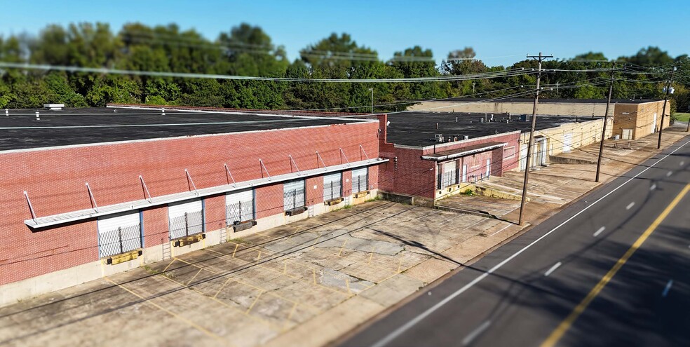 1769 Latham St, Memphis, TN for sale - Primary Photo - Image 1 of 9