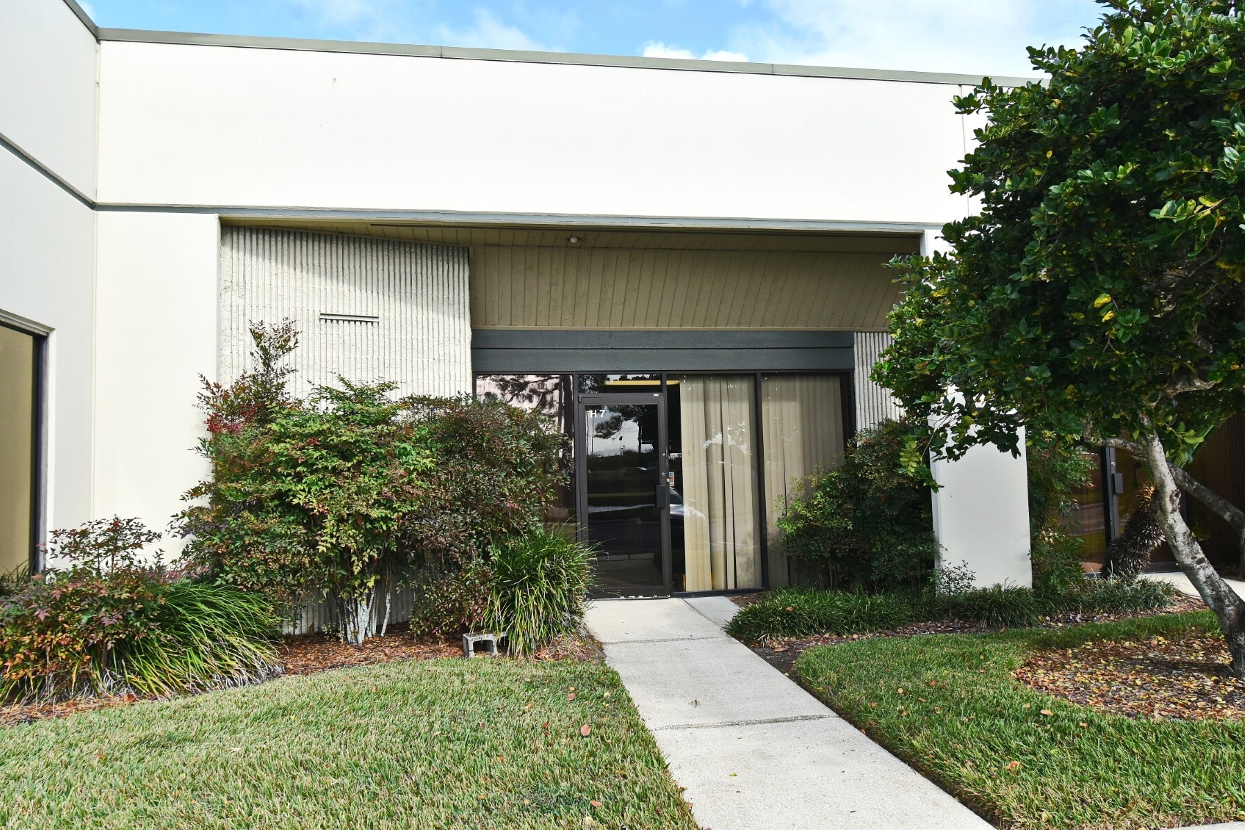 4303 Vineland Rd, Orlando, FL for lease Building Photo- Image 1 of 13