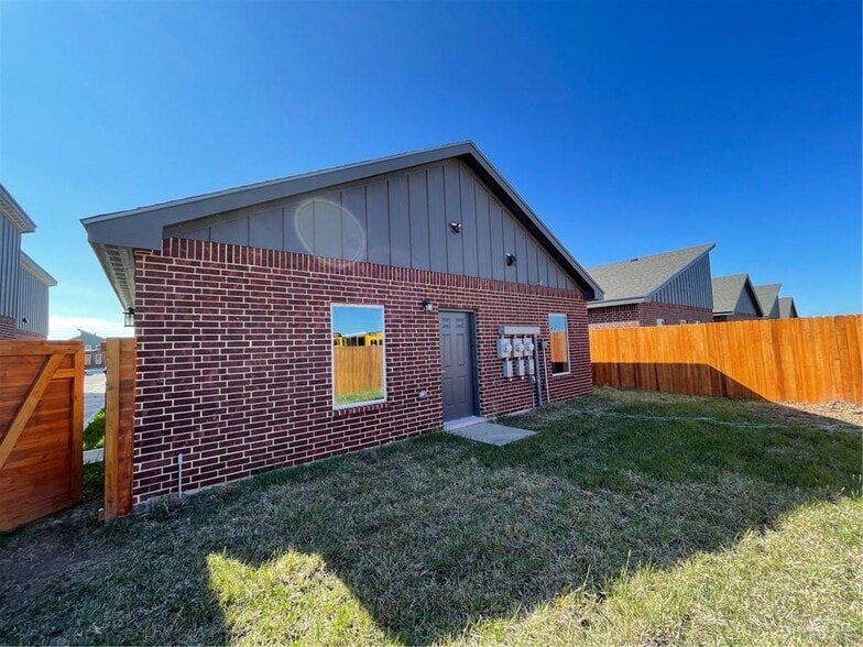 705 Pedro St, Mission, TX for sale - Building Photo - Image 2 of 13