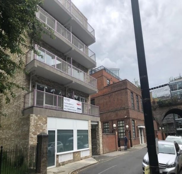 49 Surrey Row, London for sale - Primary Photo - Image 1 of 1