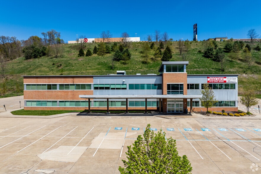 107 Mount Nebo Pointe Dr, Pittsburgh, PA for lease - Building Photo - Image 3 of 17