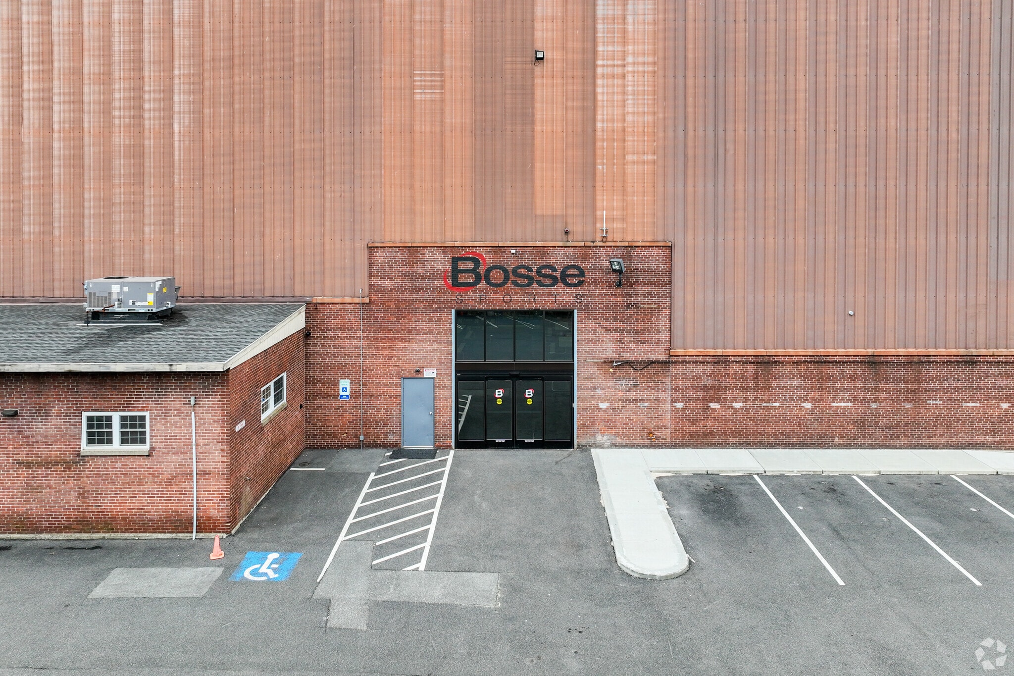 1 Westinghouse Plz, Hyde Park, MA for sale Primary Photo- Image 1 of 1