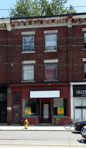 1073 Bathurst St, Toronto, ON for sale - Primary Photo - Image 1 of 1