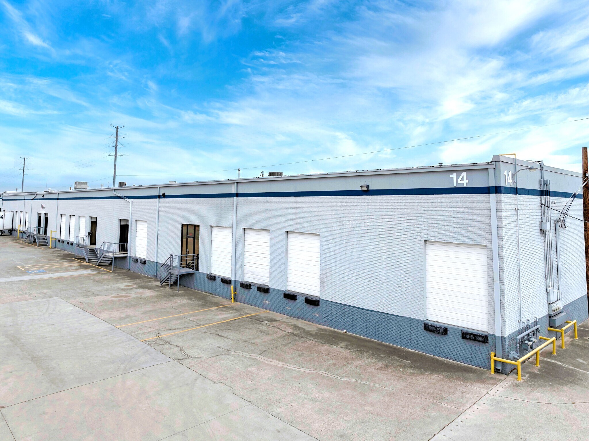 5504-5540 Business Park, San Antonio, TX for sale Building Photo- Image 1 of 1