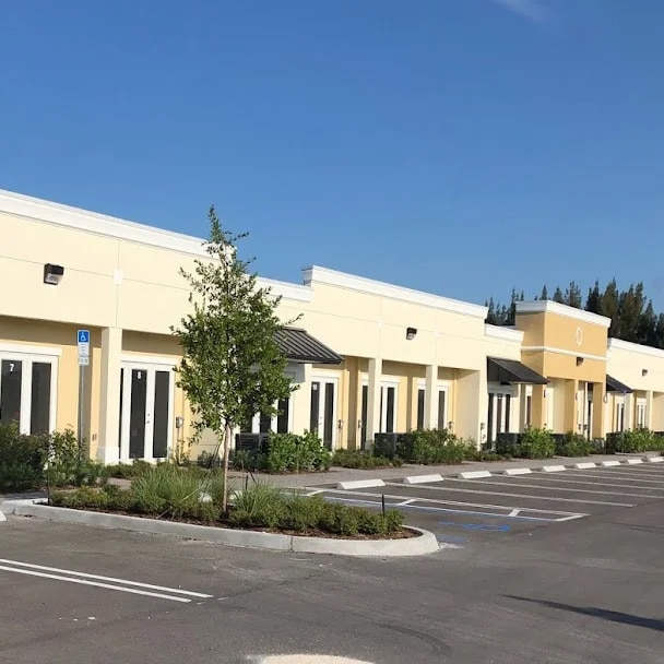 205 Coastal Ln, West Melbourne, FL for lease Building Photo- Image 1 of 9