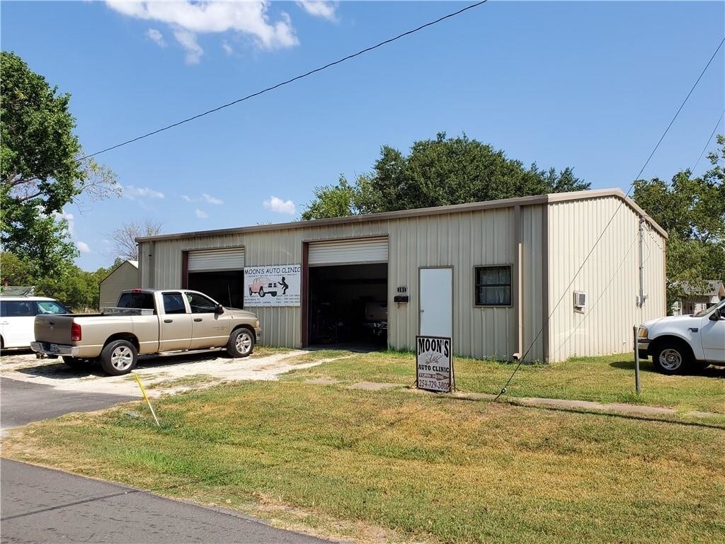 101 E Trinity St, Groesbeck, TX for sale Primary Photo- Image 1 of 1