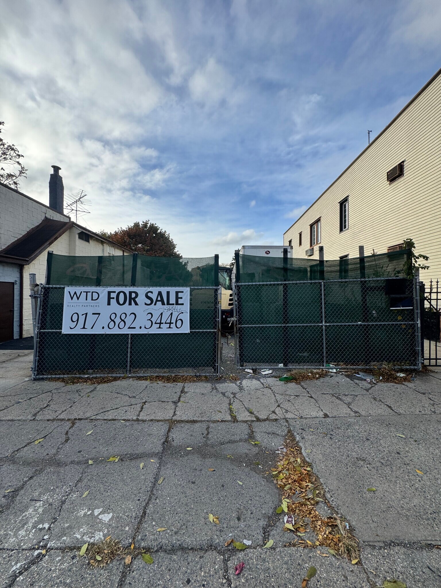 61-20 Metropolitan Ave, Ridgewood, NY for sale Building Photo- Image 1 of 10