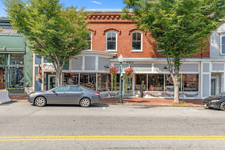 25 Main St, Amesbury, MA for lease - Building Photo - Image 1 of 8