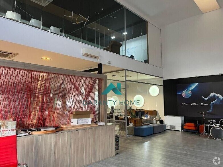 Industrial in Móstoles, Madrid for lease - Building Photo - Image 2 of 4