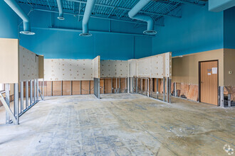 3701 W Division St, Saint Cloud, MN for lease Interior Photo- Image 2 of 3