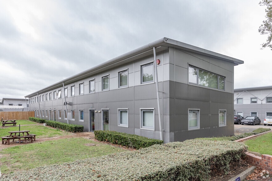 Pine Ct, Swindon for lease - Building Photo - Image 3 of 3