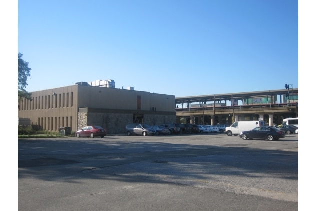 4 Duffy Ave, Hicksville, NY for sale - Primary Photo - Image 1 of 1