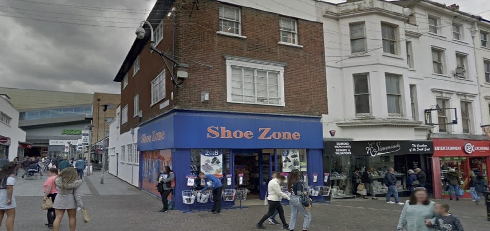 36 Sandgate Rd, Folkestone for sale - Primary Photo - Image 1 of 6