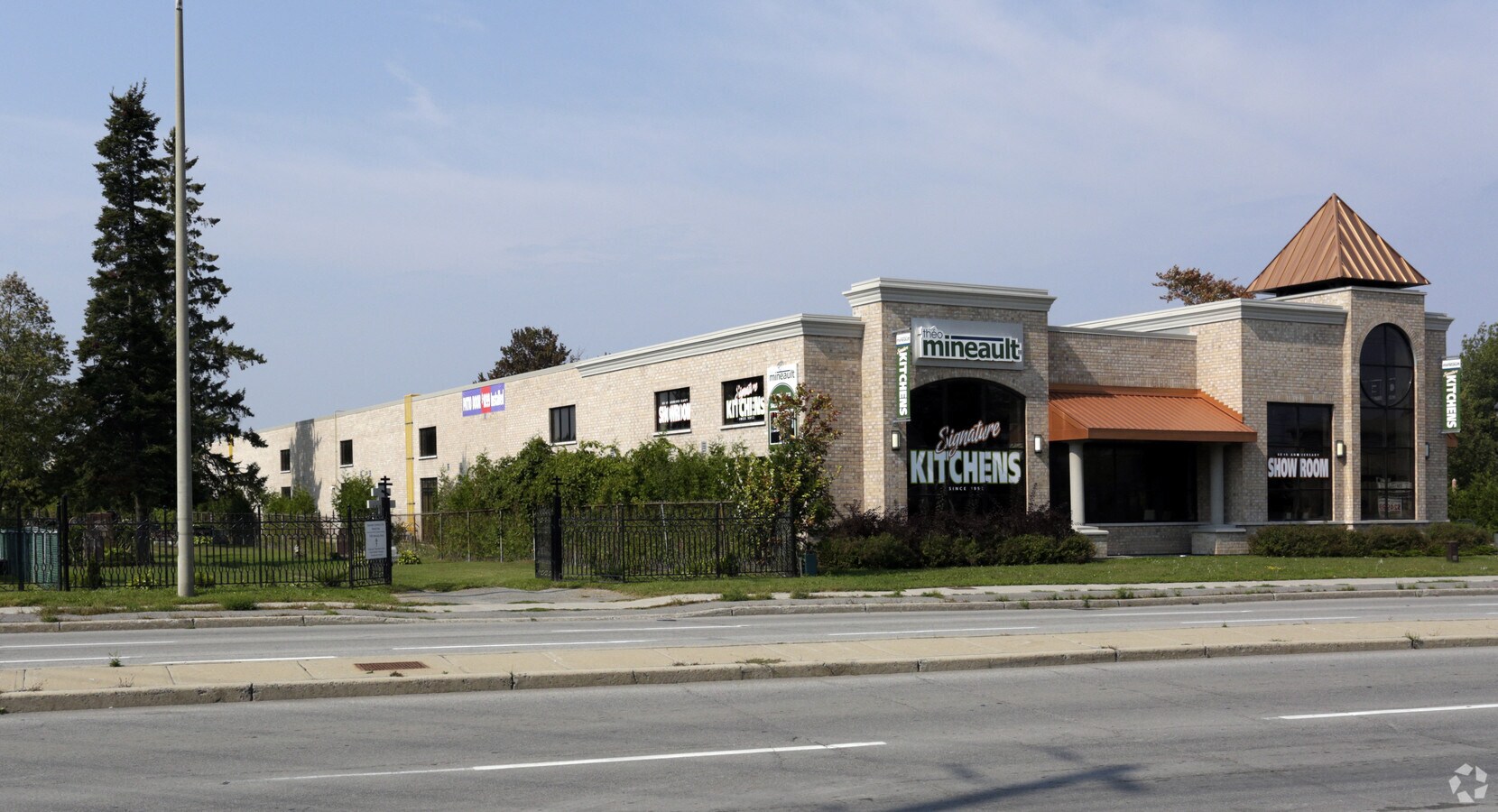 1884 Merivale Rd, Ottawa, ON, K2G 1E6 Industrial Space For Lease