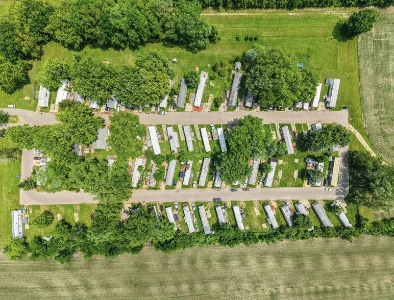 2 Park Port - Dixon & Rock Falls IL portfolio of 2 properties for sale on LoopNet.com - Building Photo - Image 2 of 6