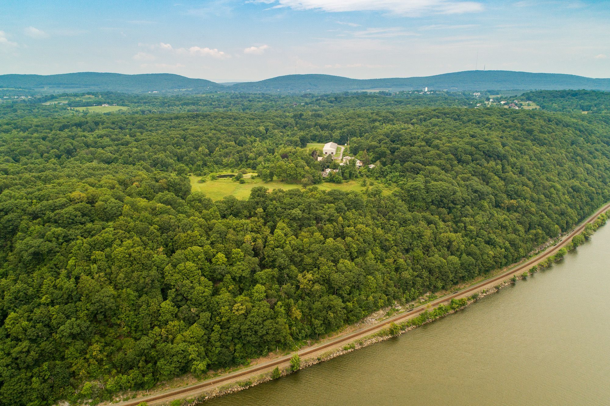 200 Blue Point Rd, Highland, NY 12528 Hudson River Village