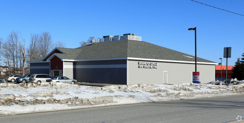 4 Mollison Way, Lewiston, ME for sale - Primary Photo - Image 1 of 1