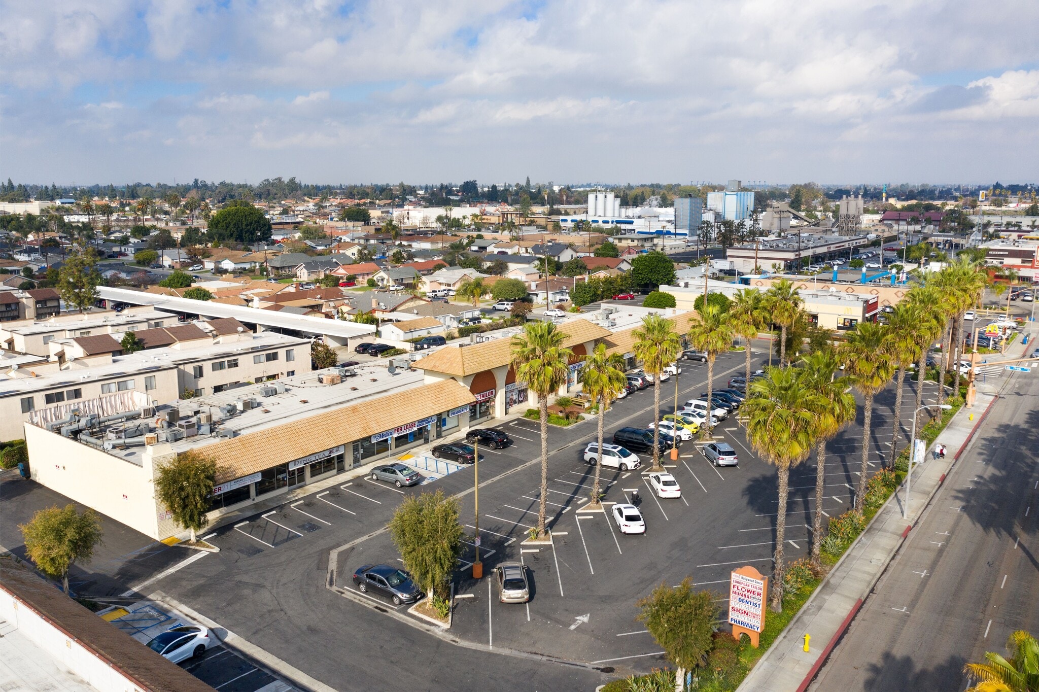 1760117711 Pioneer Blvd, Artesia, CA 90701 Artesia Center