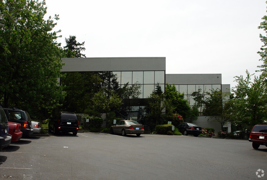 50 116th Ave SE, Bellevue, WA for lease - Building Photo - Image 3 of 4