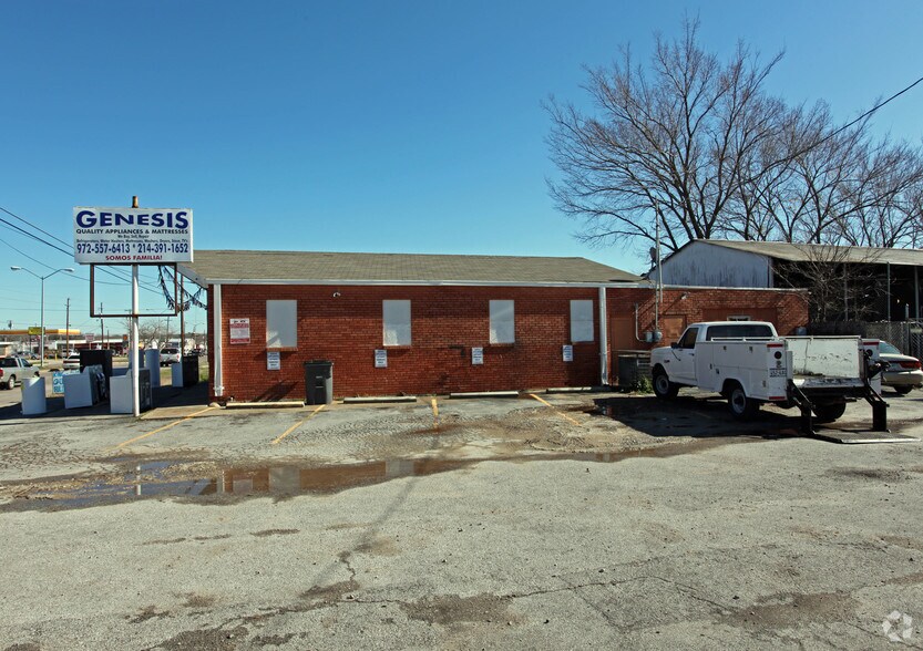11216 Lake June Rd, Balch Springs, TX for lease - Building Photo - Image 2 of 3