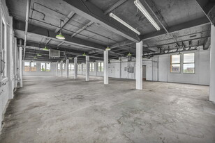 Open Floor Plan Retail or Office Space - Call Center