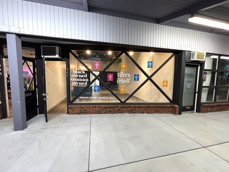 333-381 Soquel Ave, Santa Cruz, CA for lease - Building Photo - Image 2 of 24