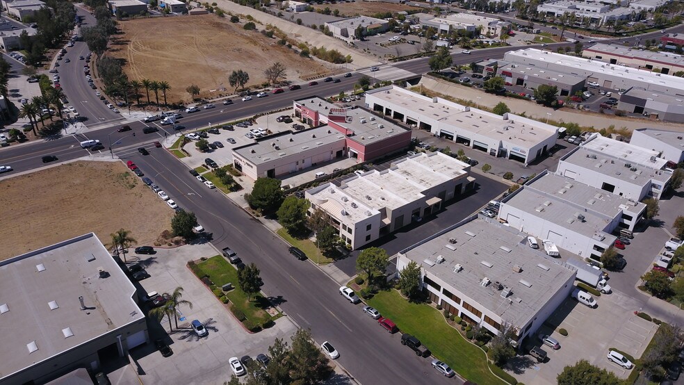 41419 Pear St, Murrieta, CA for lease - Aerial - Image 2 of 6