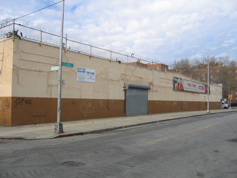 498 Columbia St, Brooklyn, NY for sale - Building Photo - Image 1 of 1