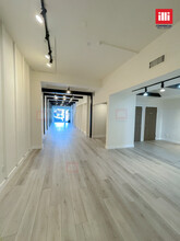 12206 Ventura Blvd, Studio City, CA for lease Interior Photo- Image 1 of 6