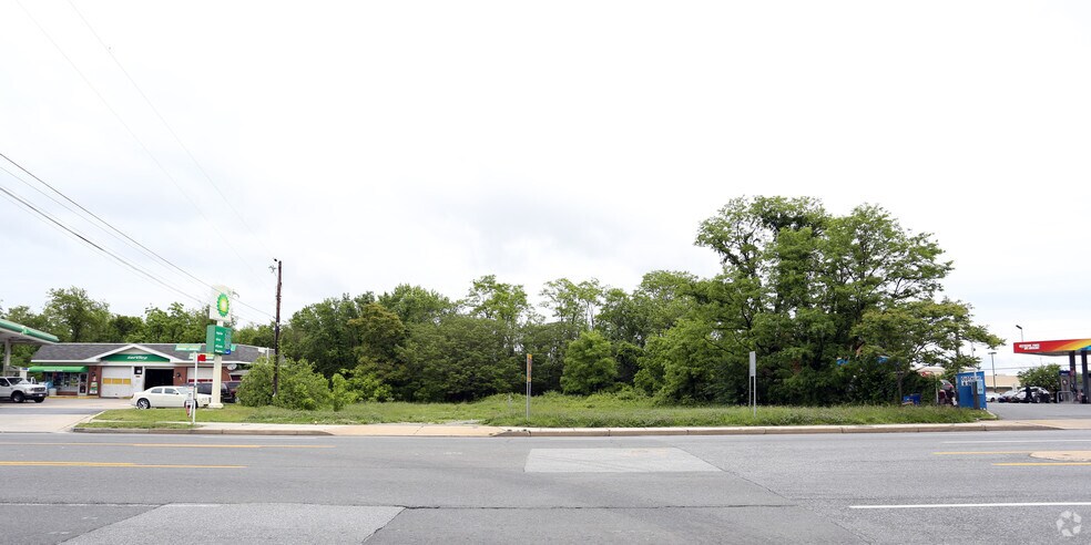 7620 Marlboro Pike, District Heights, MD for sale - Primary Photo - Image 1 of 1