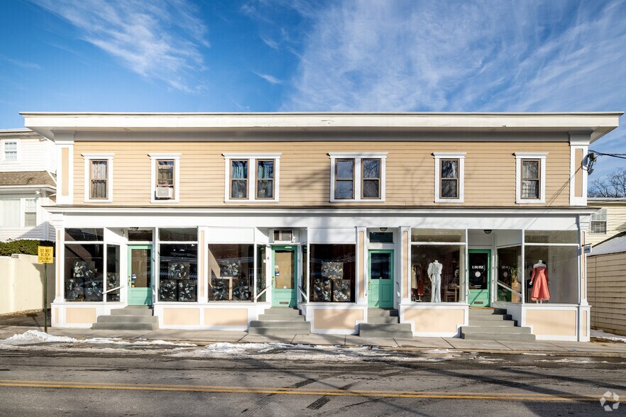 82-86 Birch Hill Rd, Locust Valley, NY for lease - Building Photo - Image 2 of 5