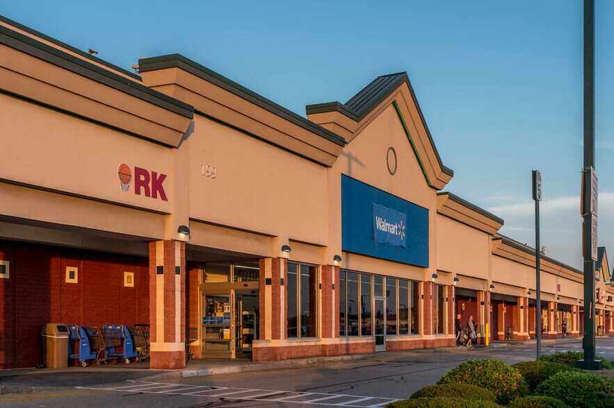 199 JT Connell Hwy, Newport, RI for lease - Building Photo - Image 2 of 8