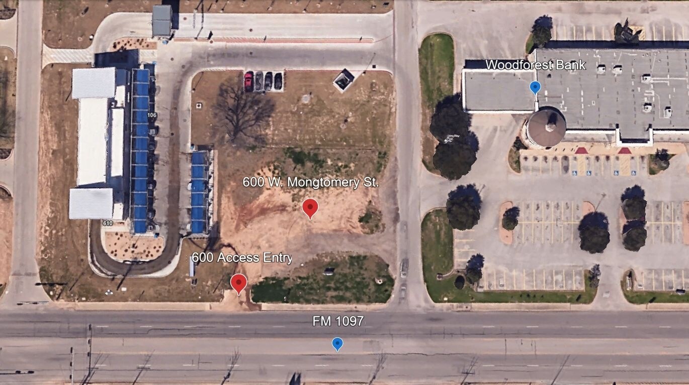 600 W Montgomery St, Willis, TX for lease Primary Photo- Image 1 of 4