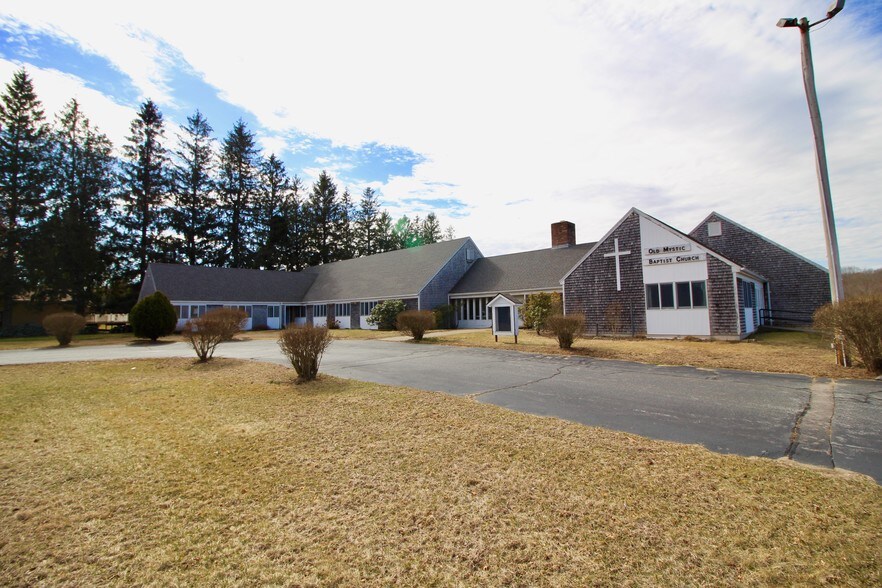 151 Shewville Rd, Mystic, CT 06355