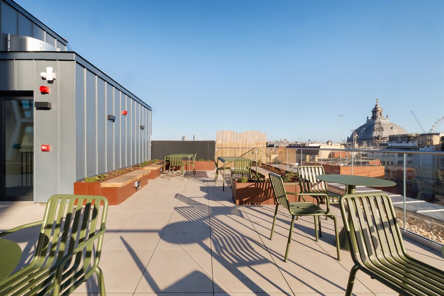 19 Dacre St, London for lease - Building Photo - Image 2 of 9