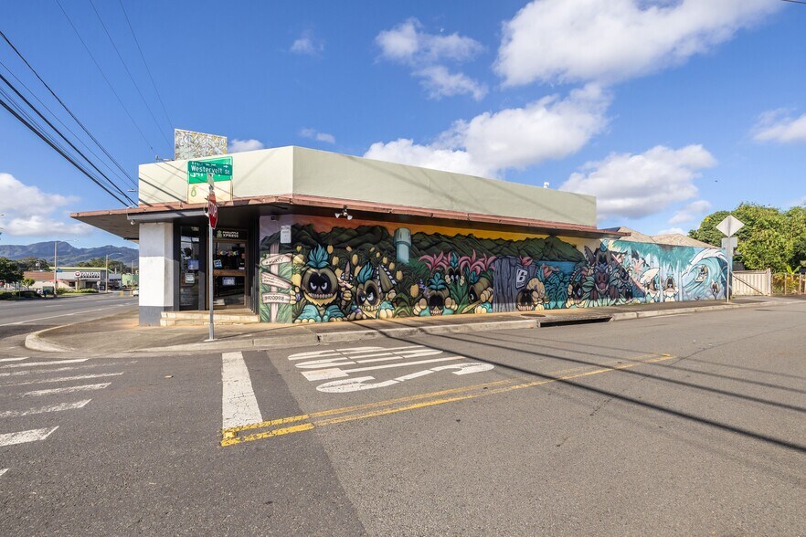 650 California Ave, Wahiawa, HI for sale - Primary Photo - Image 1 of 1