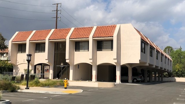 187 E Wilbur Rd, Thousand Oaks, CA for lease - Primary Photo - Image 1 of 6