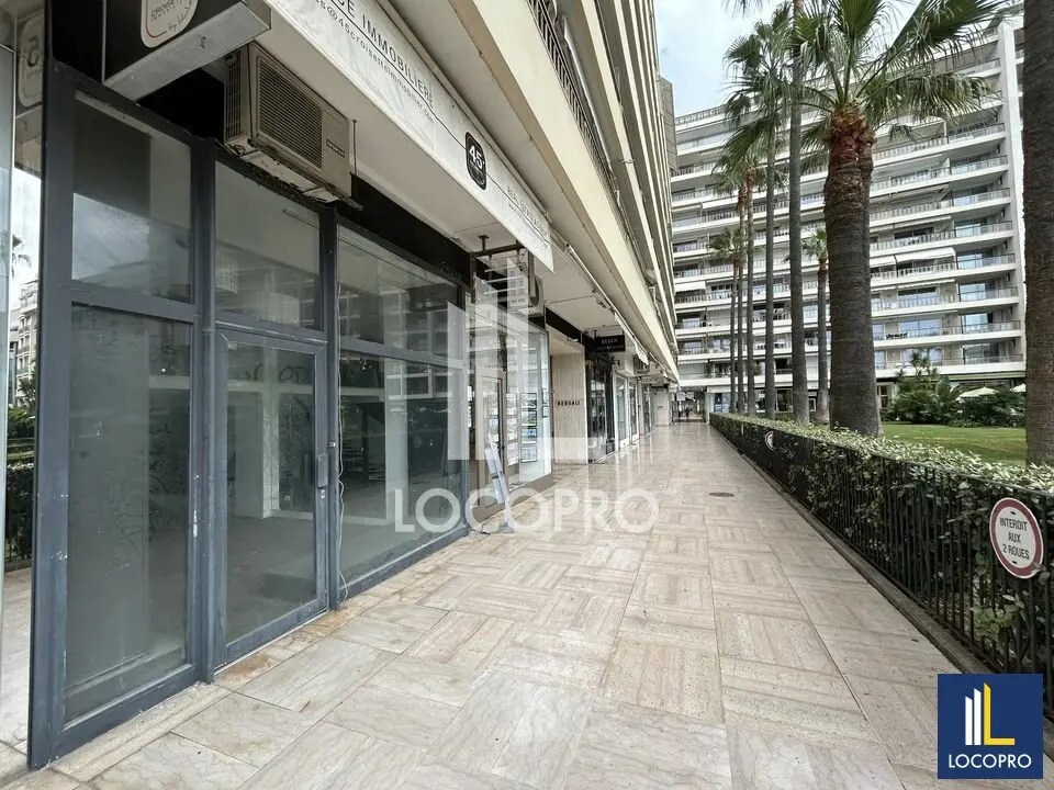 Retail in Cannes for lease Building Photo- Image 1 of 7