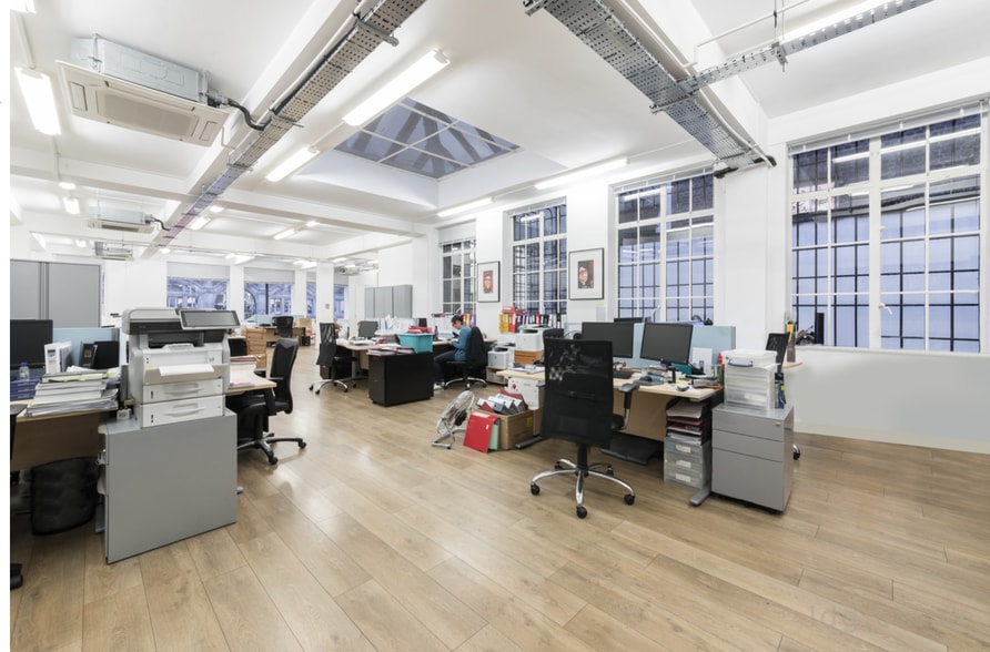 104 Oxford, London for sale - Interior Photo - Image 1 of 1