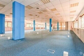 Office in Las Rozas de Madrid, MAD for lease Interior Photo- Image 2 of 5