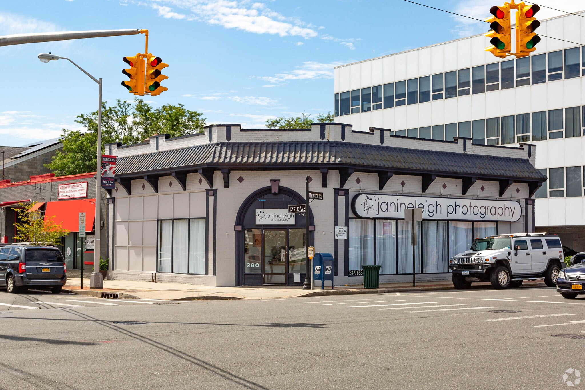 260 Merrick Rd, Lynbrook, NY for sale Primary Photo- Image 1 of 1