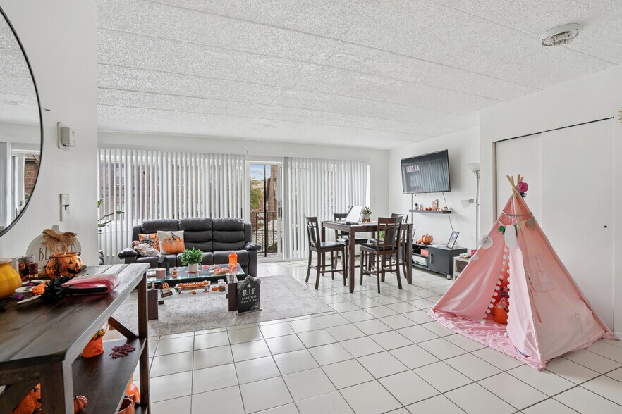 3523 86th St, Jackson Heights, NY for sale - Building Photo - Image 2 of 14