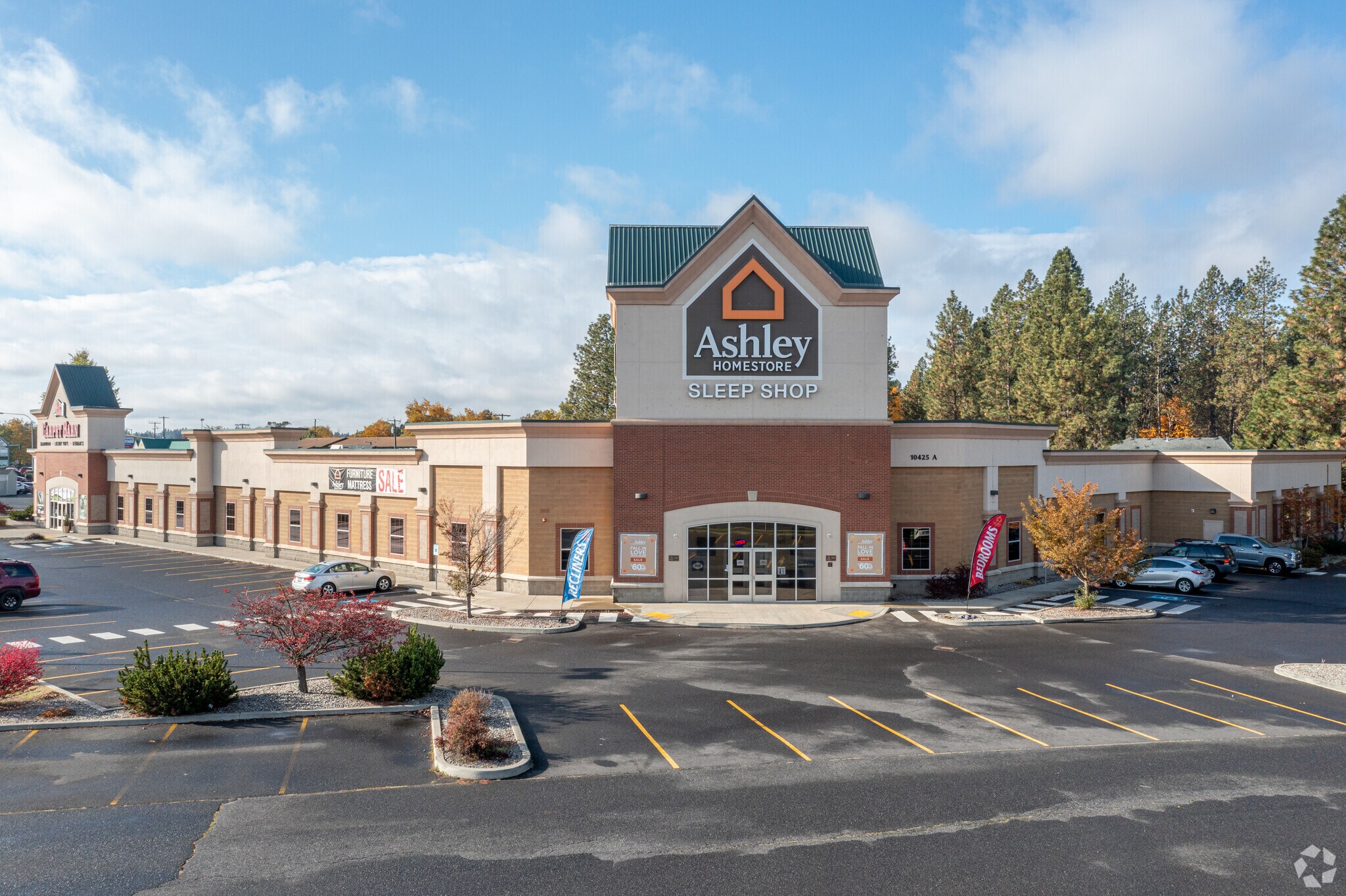 10425 N Newport Hwy, Spokane, WA for sale Primary Photo- Image 1 of 1