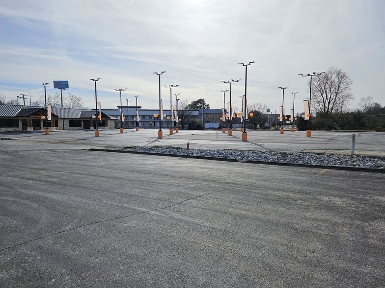 1391 Murrays Chapel Rd, Sweetwater, TN for sale - Building Photo - Image 3 of 12