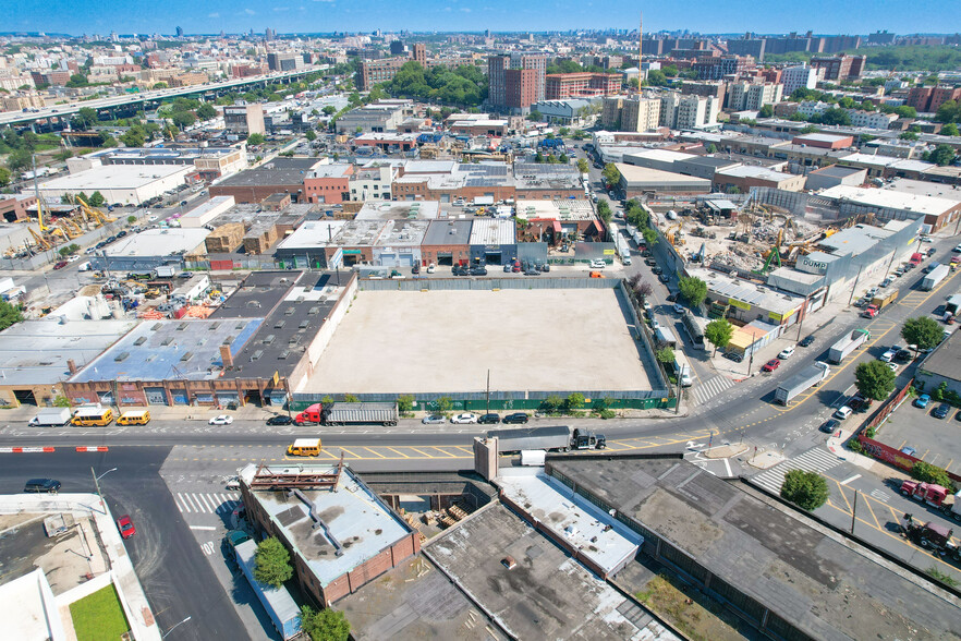 1175 Leggett Ave, Bronx, NY for lease - Building Photo - Image 1 of 5