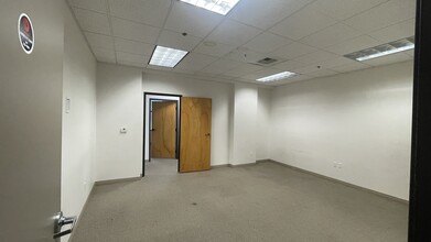 299 W Foothill Blvd, Upland, CA for lease Building Photo- Image 1 of 8