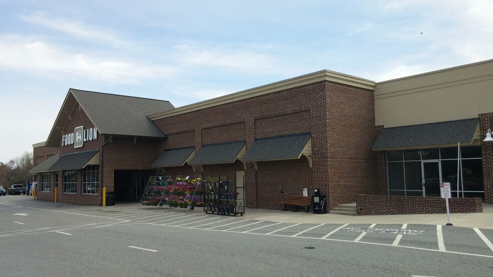 4705 S NC 150 Hwy, Lexington, NC for sale - Building Photo - Image 1 of 1