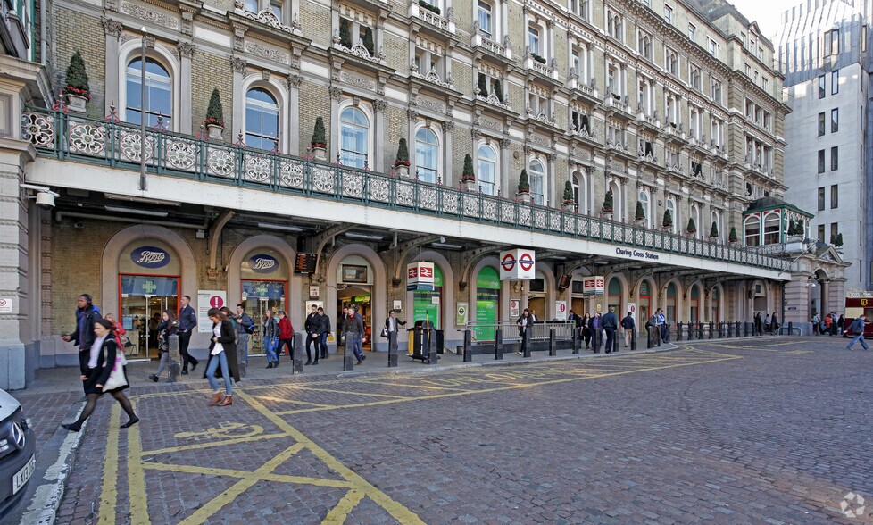 Strand, London for lease - Building Photo - Image 2 of 4