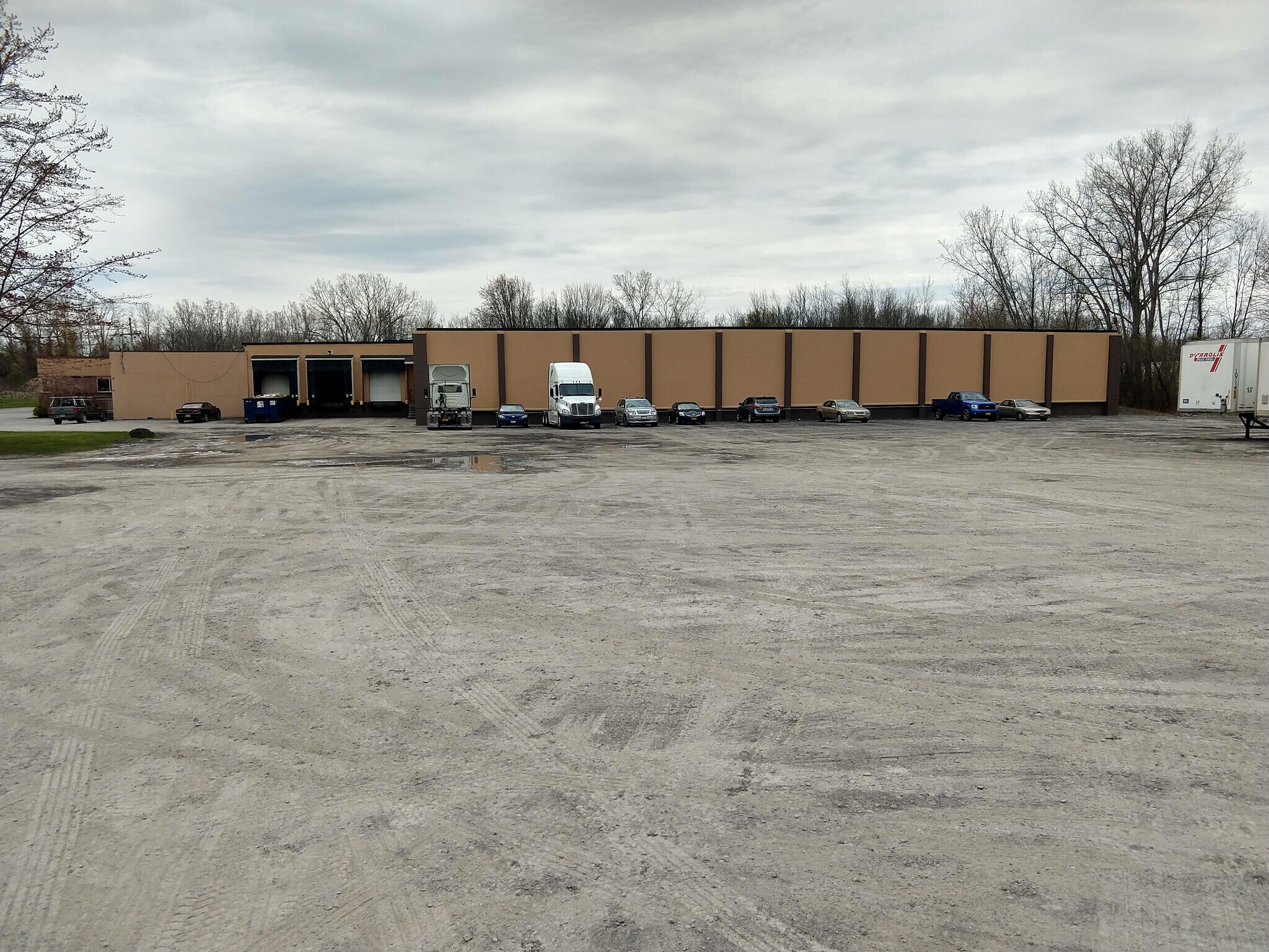 25 Pixley Industrial Pky, Gates, NY 14624